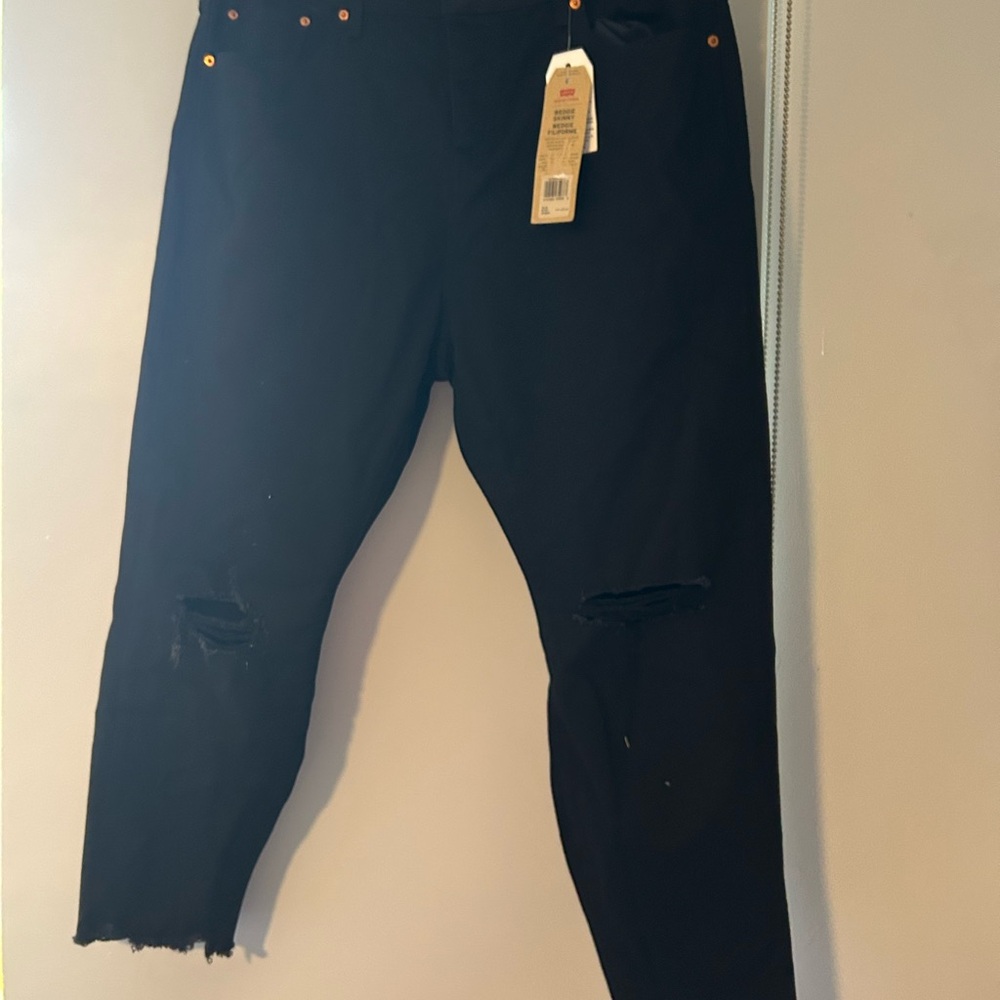 Levi's Black Wedgie Skinny Jeans